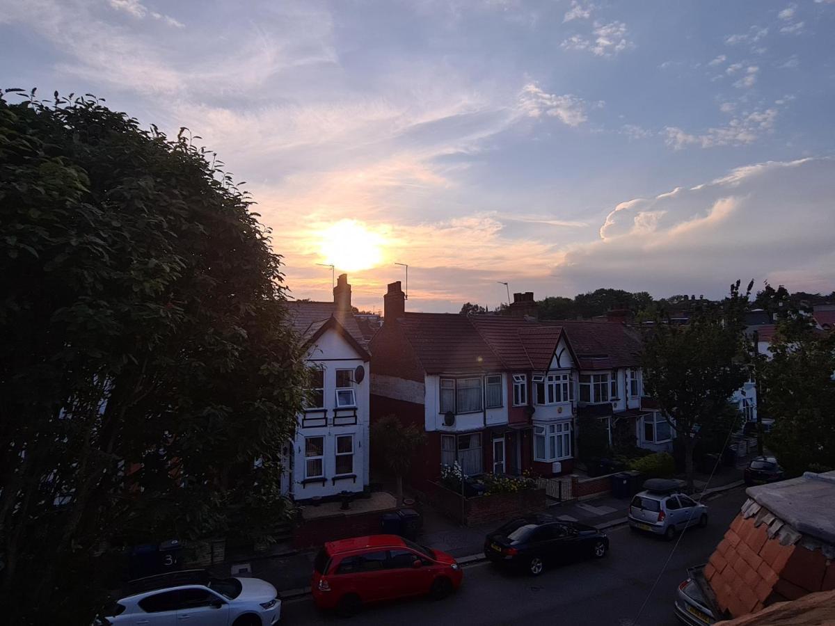Albert Duplex Apartment in Hendon NW4 Buitenkant foto